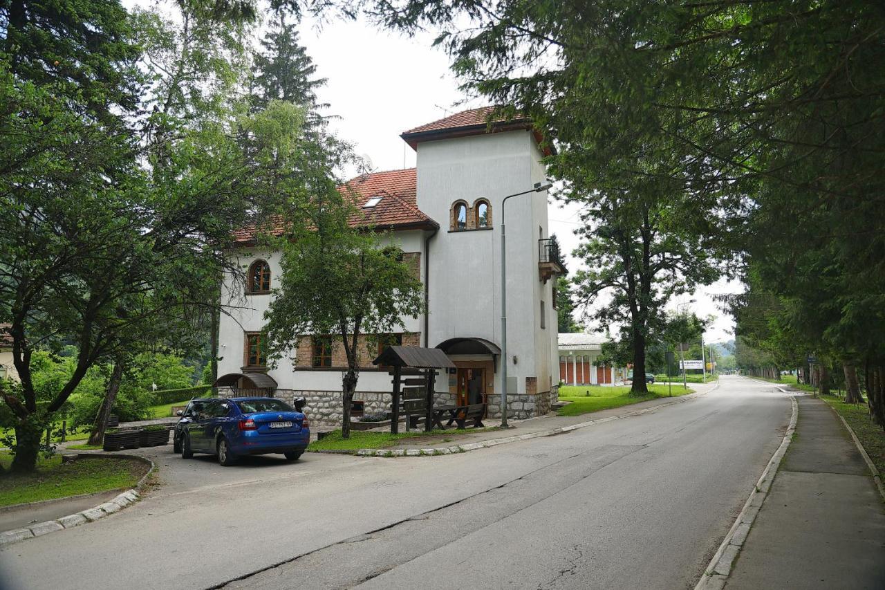 Garni Hotel Vila Drina Perucac Extérieur photo