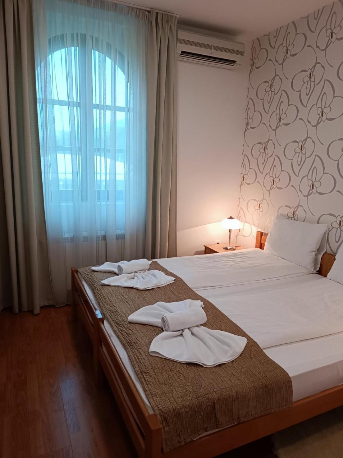 Garni Hotel Vila Drina Perucac Extérieur photo