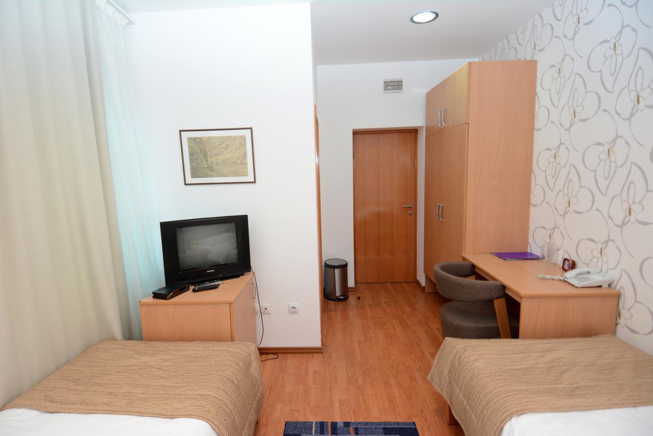 Garni Hotel Vila Drina Perucac Extérieur photo