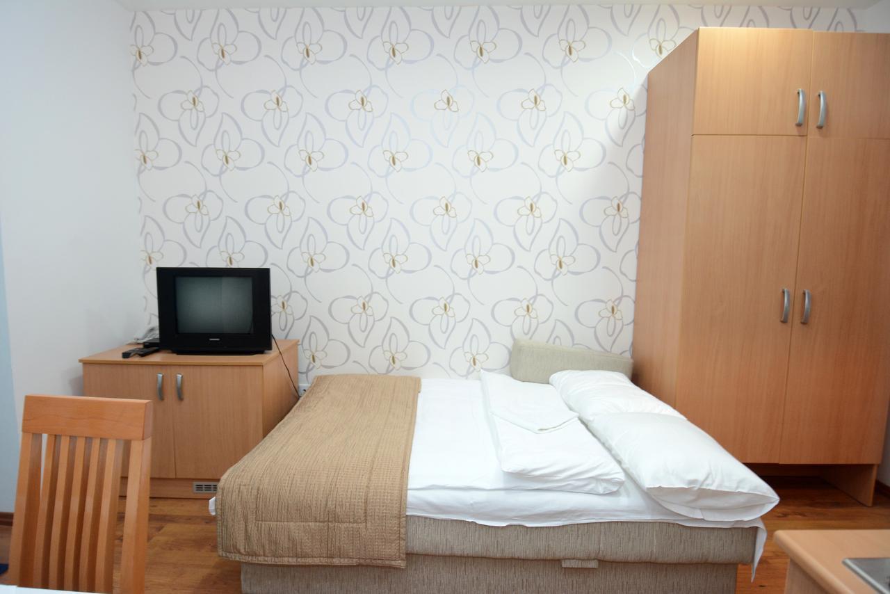 Garni Hotel Vila Drina Perucac Extérieur photo